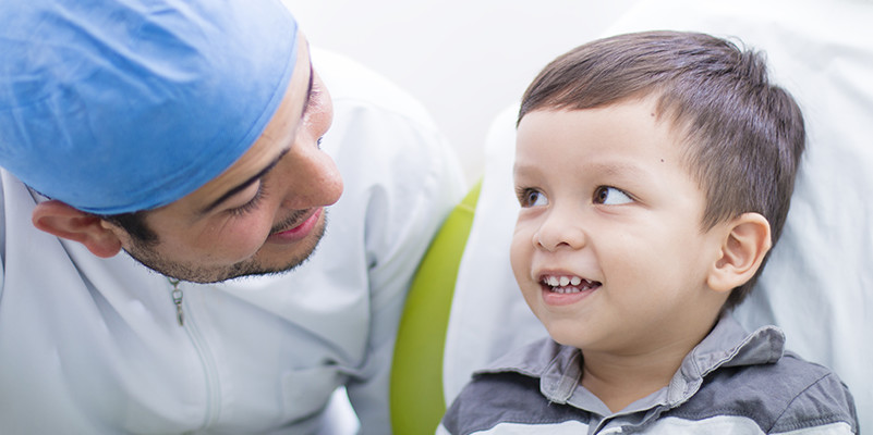 Visite de lenfant chez le dentiste : le suivi ge par ge